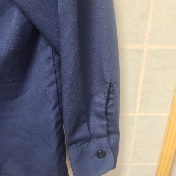 Boy Scout BSA UNIFORM SHIRT Youth  Medium Long Sleeve. Blue in color. - Picture 5 of 8